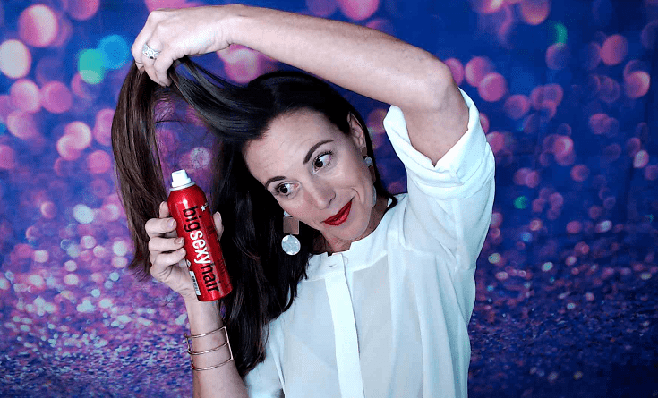 Style hack using dry shampoo from Big Sexy Hair